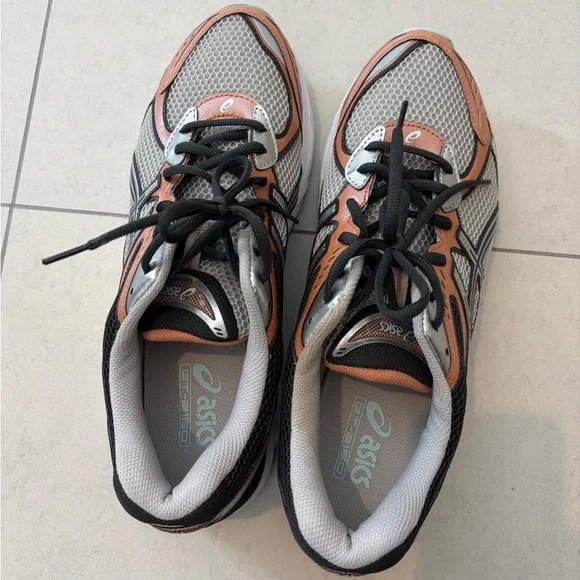 MENS ASICS - Picture 2 of 4